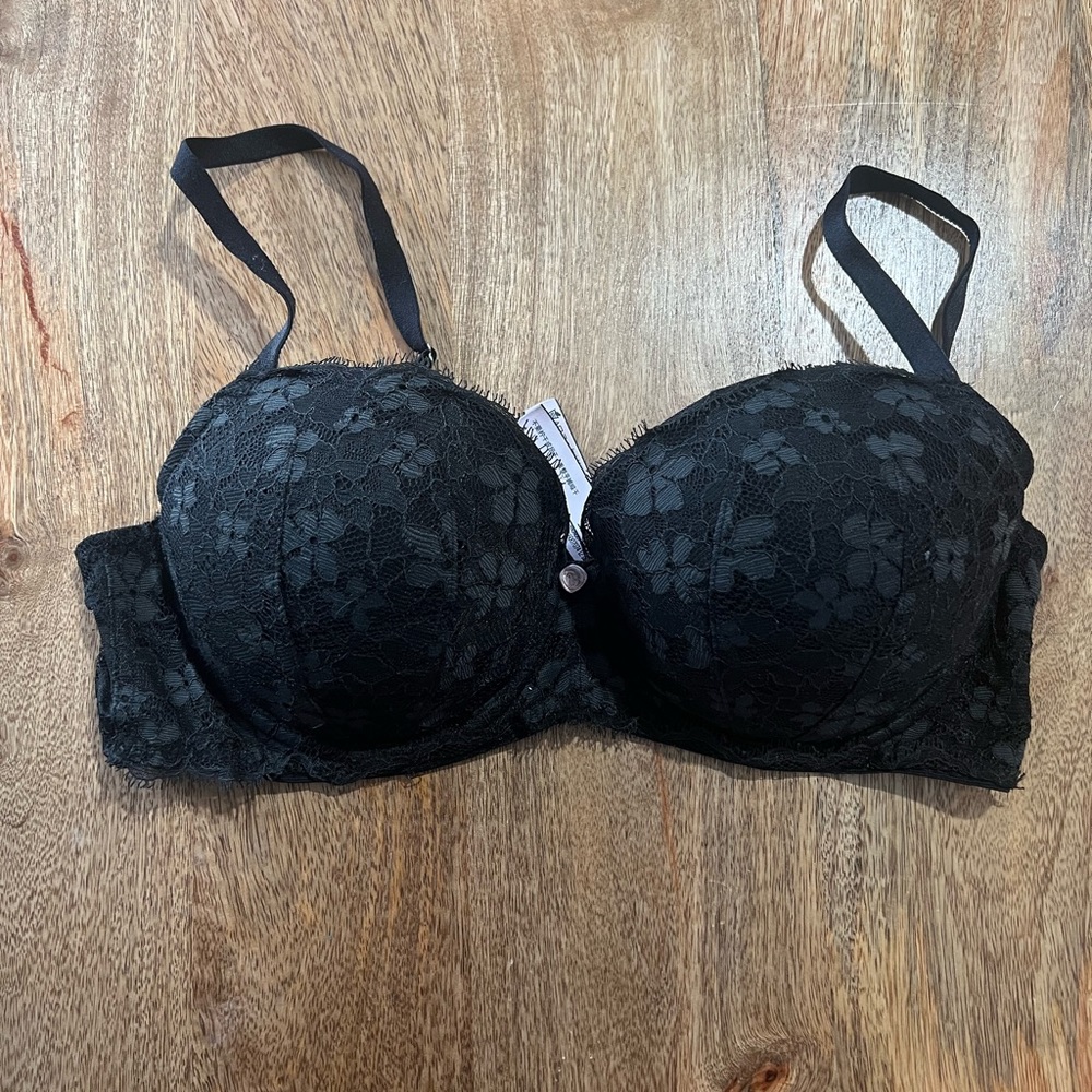🍉 Victoria's Secret Black Lace Bra 36 D underwire